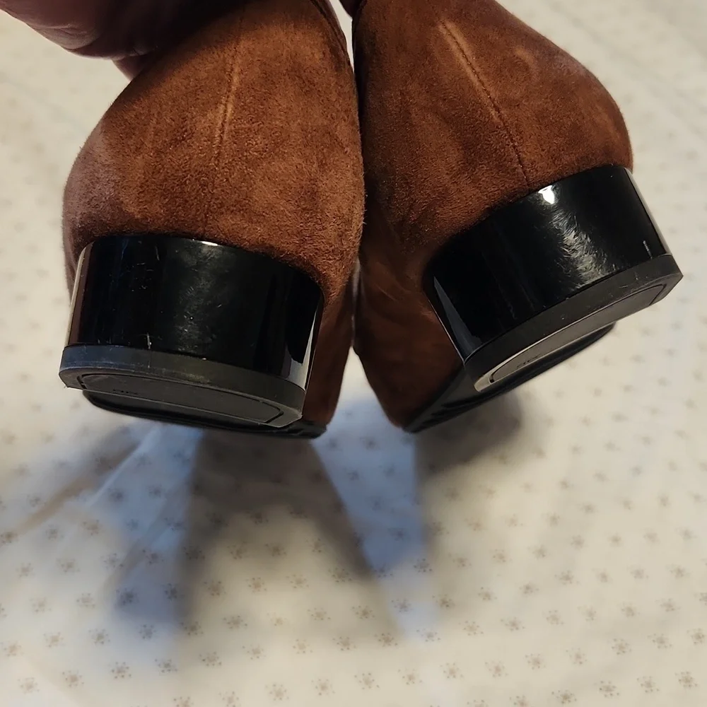 Brunate Marl brown suede almond toe low heel loafers sz 41/10